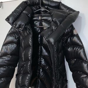 Women’s MONCLER AKEBIA